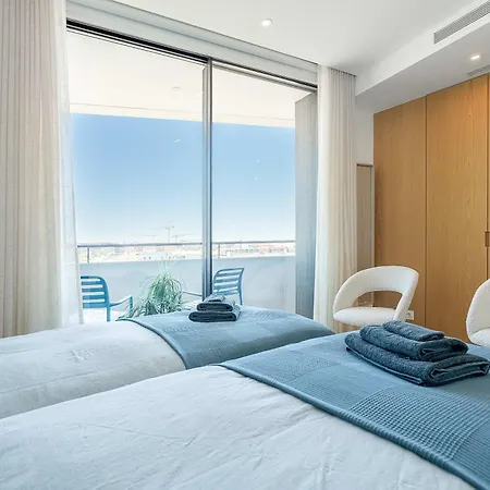 Luxury Penthouse With Marina Views * Lagos
